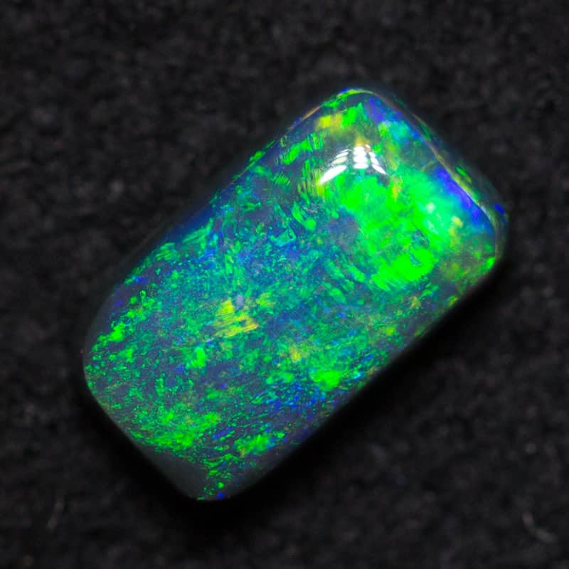 0.30 ct black opal 5.5x3.2x2mm