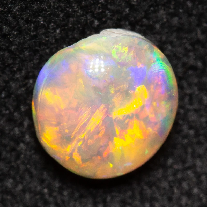 0.51 ct crystal opal 5.5x5.1x3.3mm
