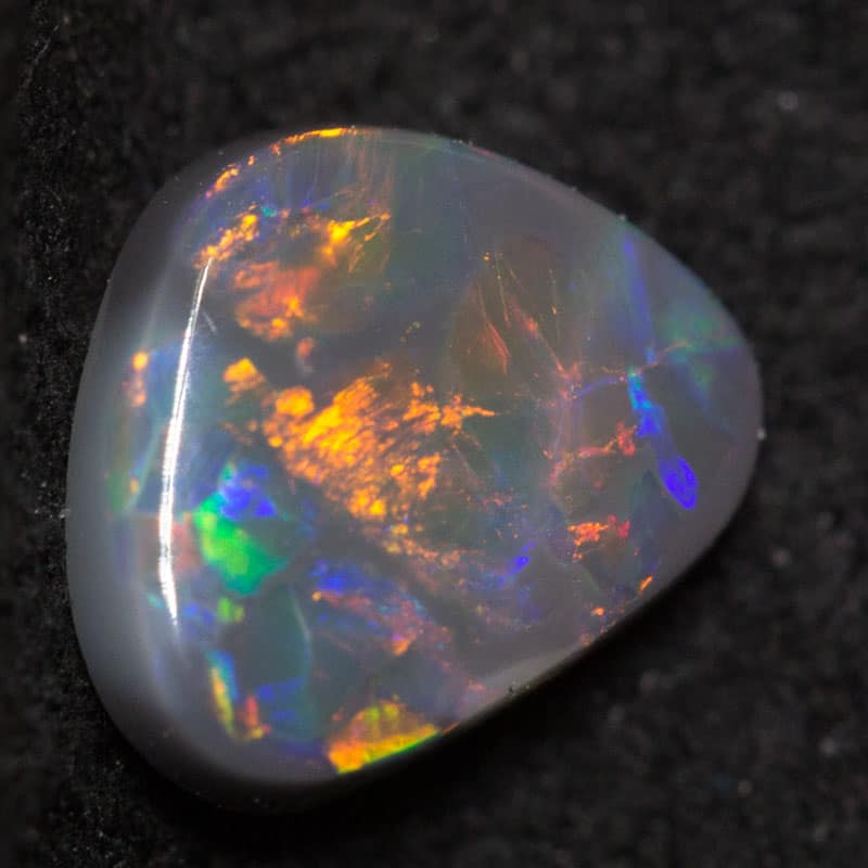 0.65 ct black opal 7.2x6x2.4mm