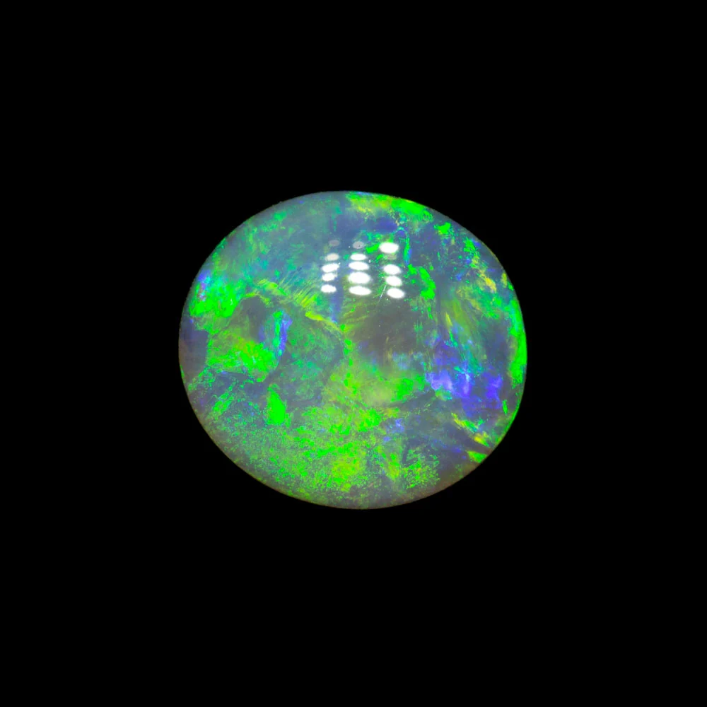 0.98 ct crystal opal 8.8x8x2.2mm - Image 2