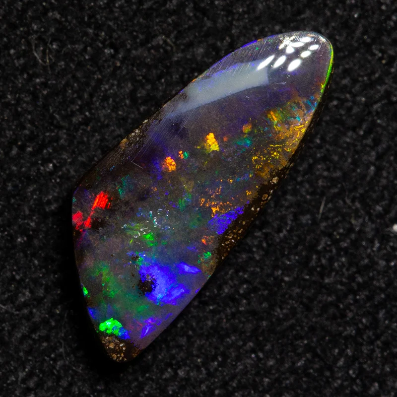 1.04 ct boulder opal 10.1x4.3x2.5mm - Image 2
