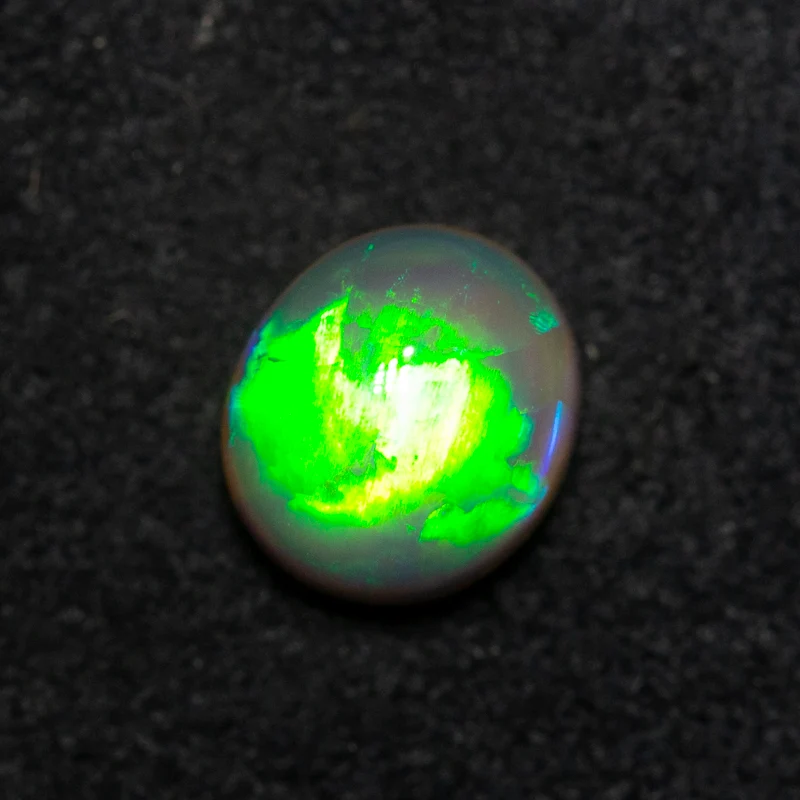 1.10 ct black crystal opal 6.9x6x4.3mm