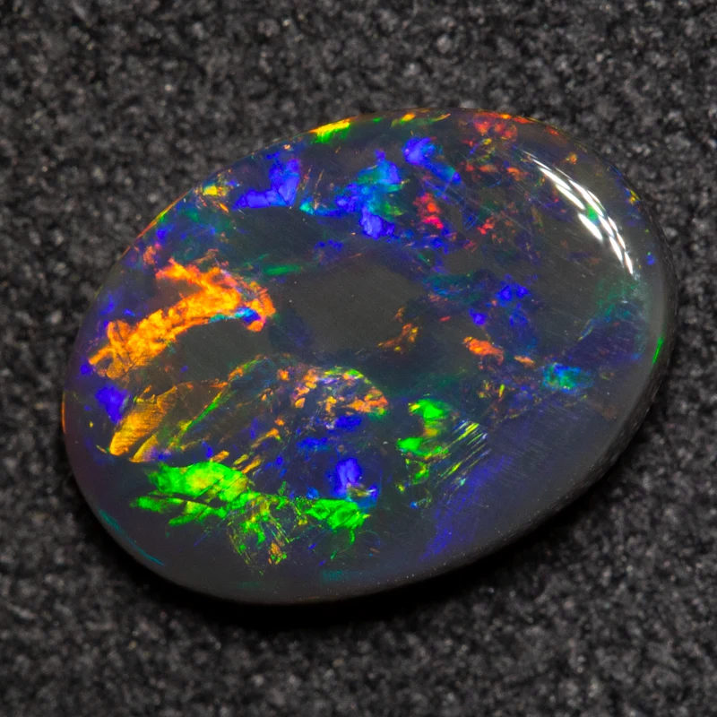 1.14 ct black opal 9.8x7.1x2.6mm