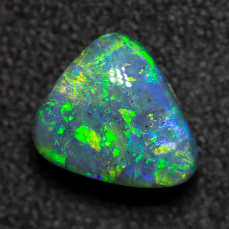 1.17 ct black opal 6.9x6.2x4.6mm