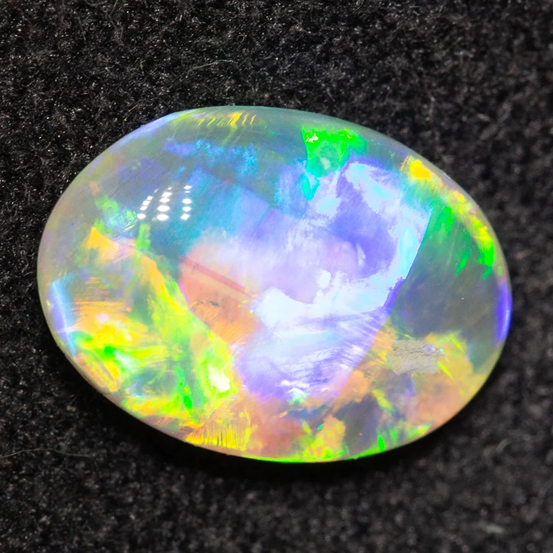 1.25 ct crystal opal 9.5x6.8x3.2mm