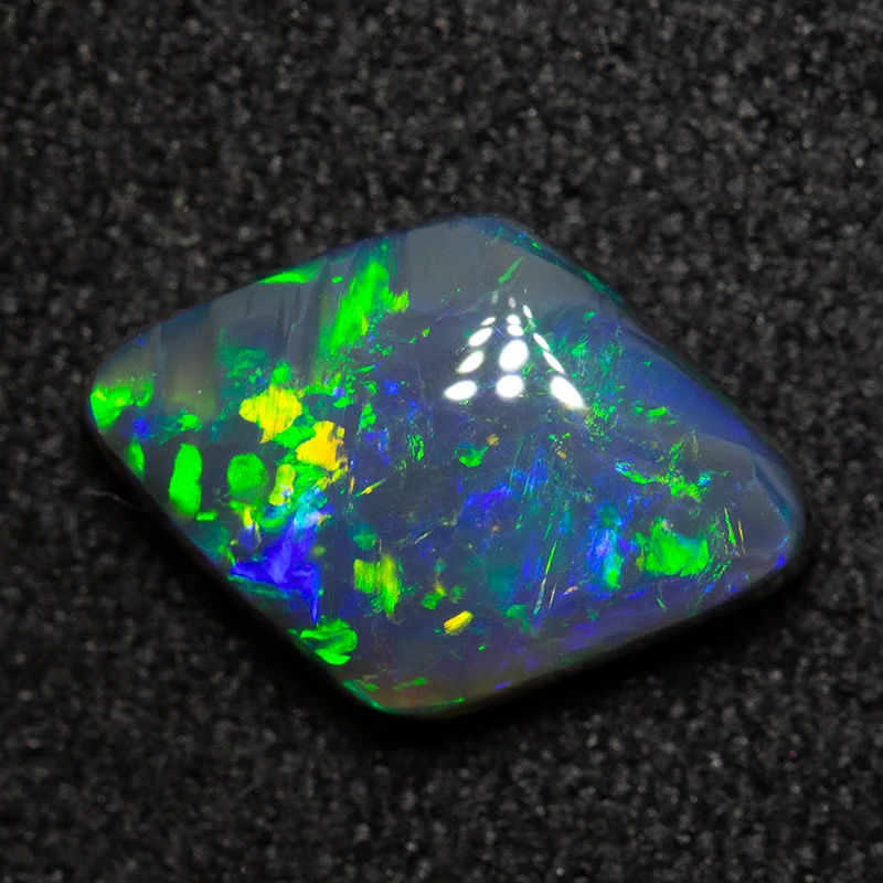 1.26 ct black opal 10.3x7.1x3.4mm