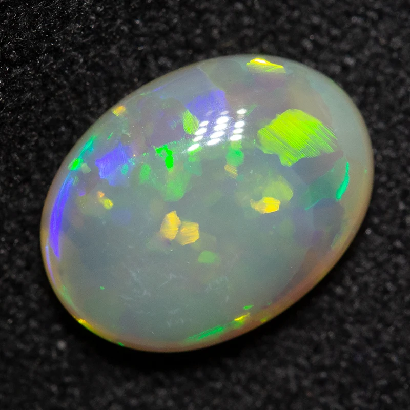 1.32 ct dark opal 9.2x6.9x3.4mm
