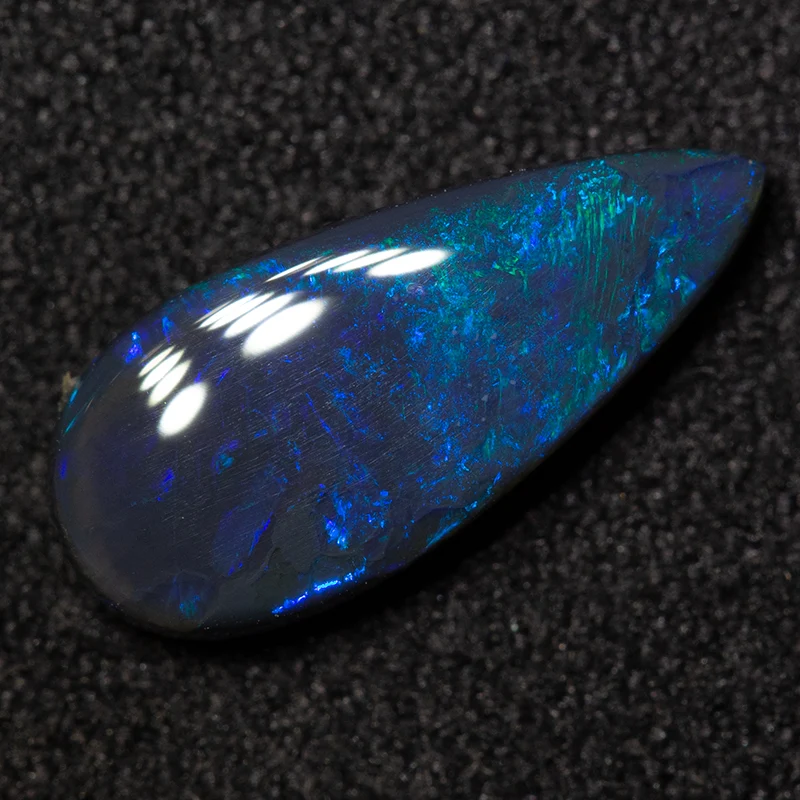 1.47 ct black opal 13.1x5.8x2.8mm