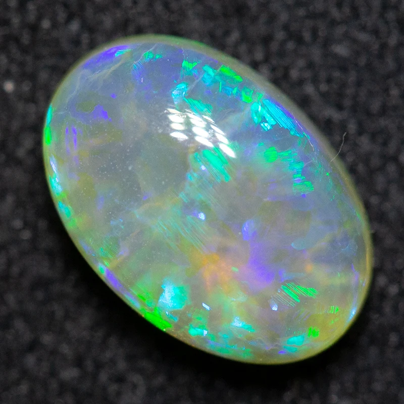 1.49 ct crystal opal 9.1x6.1x4.1mm
