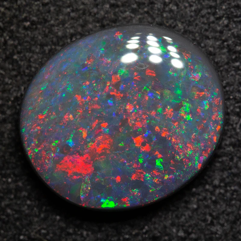 1.72 ct black opal 9.5x8.3x3mm - Image 2