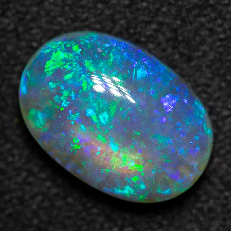 1.94 ct crystal opal 10.1x7x4.2mm