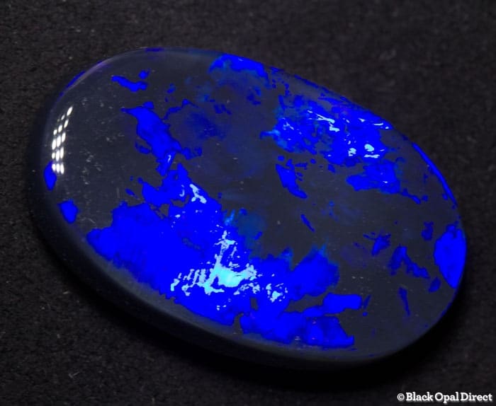 15.81 ct blue opal 23x14x7mm