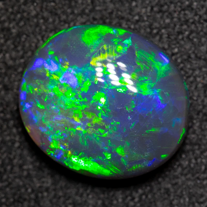 2.52 ct black opal 10.6x9.4x4.1mm