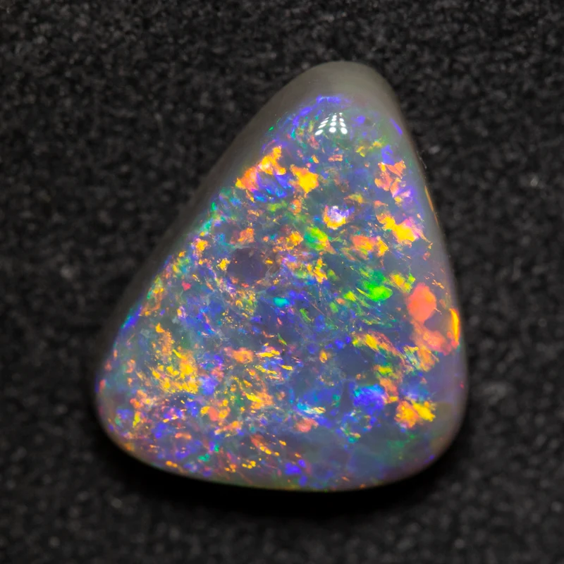 2.75 ct dark opal 11x10x4mm - Image 2