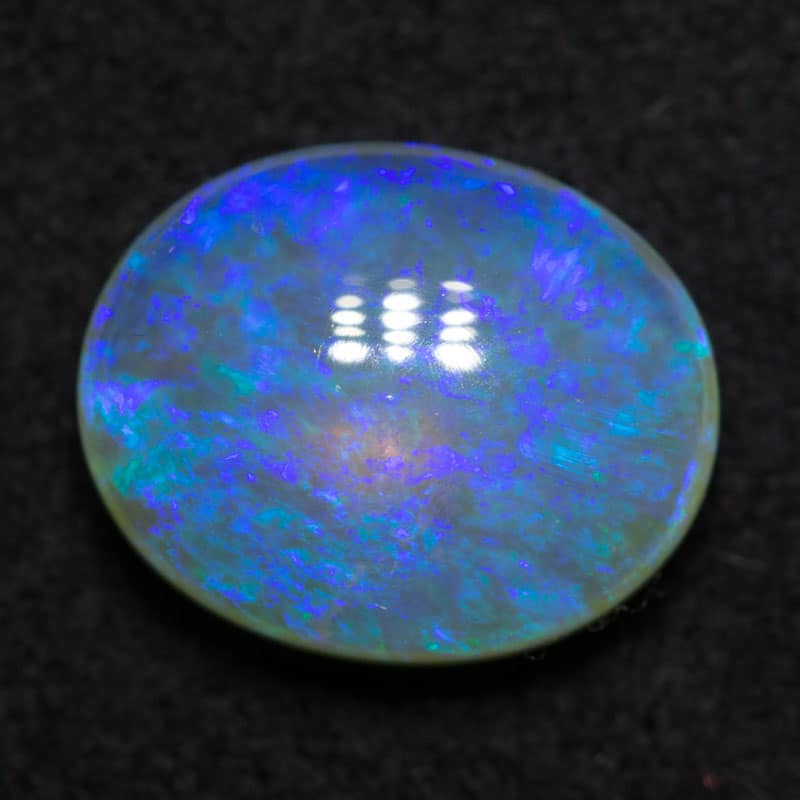 2.94 ct crystal opal 11x9x4.8mm