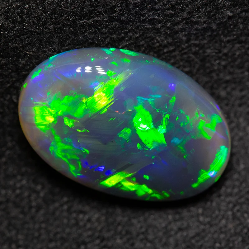 3.02 ct black opal 12.7x8.5x4.4mm
