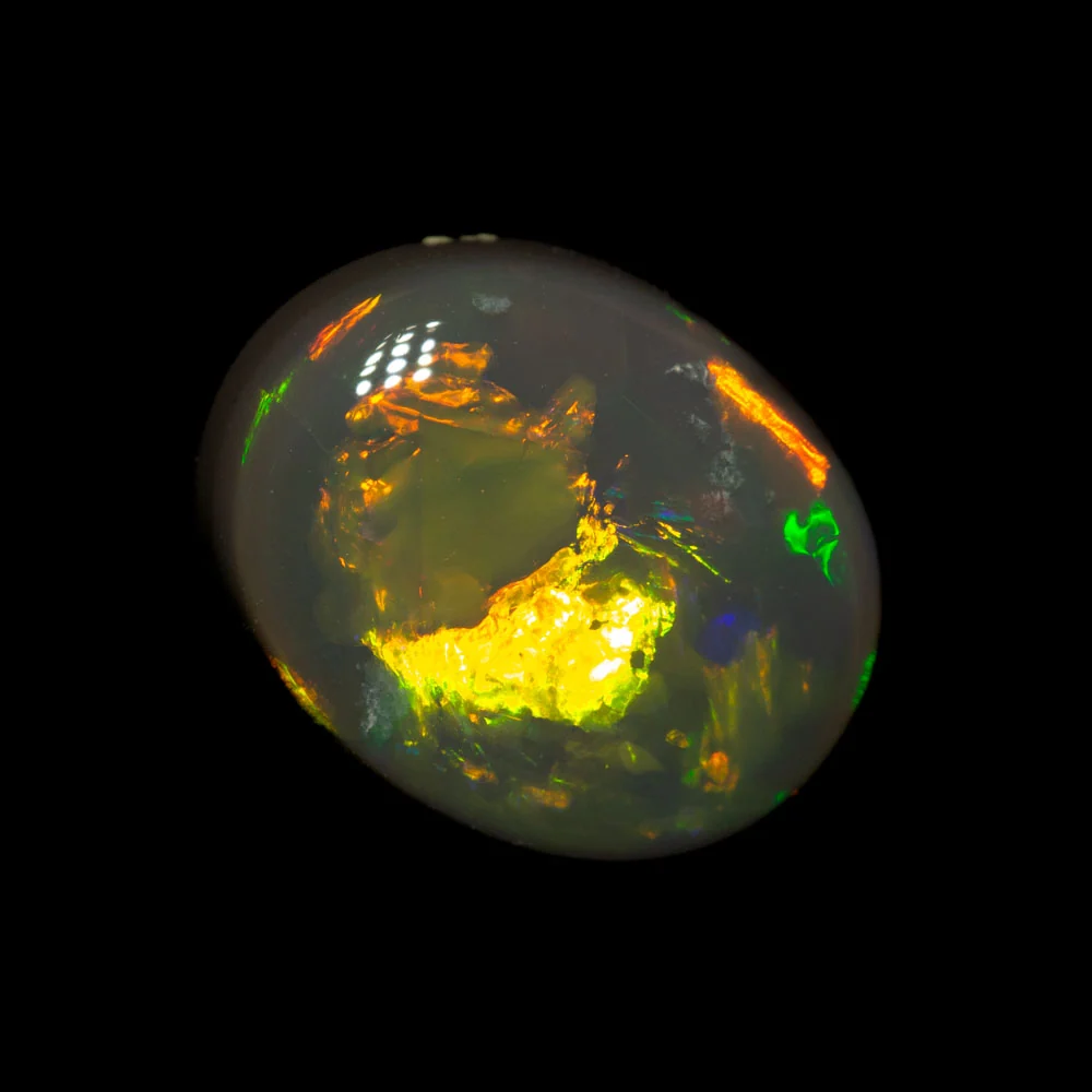 3.12 ct black opal 11.1x8.9x4.5mm