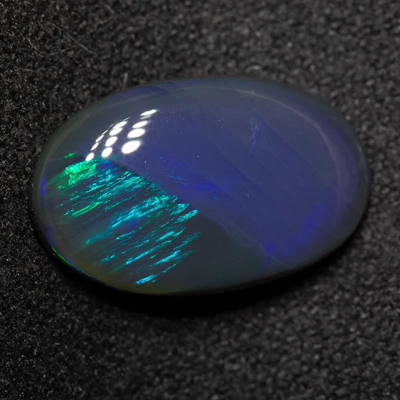 3.52 ct black opal 14.2x9x4.5mm - Image 3