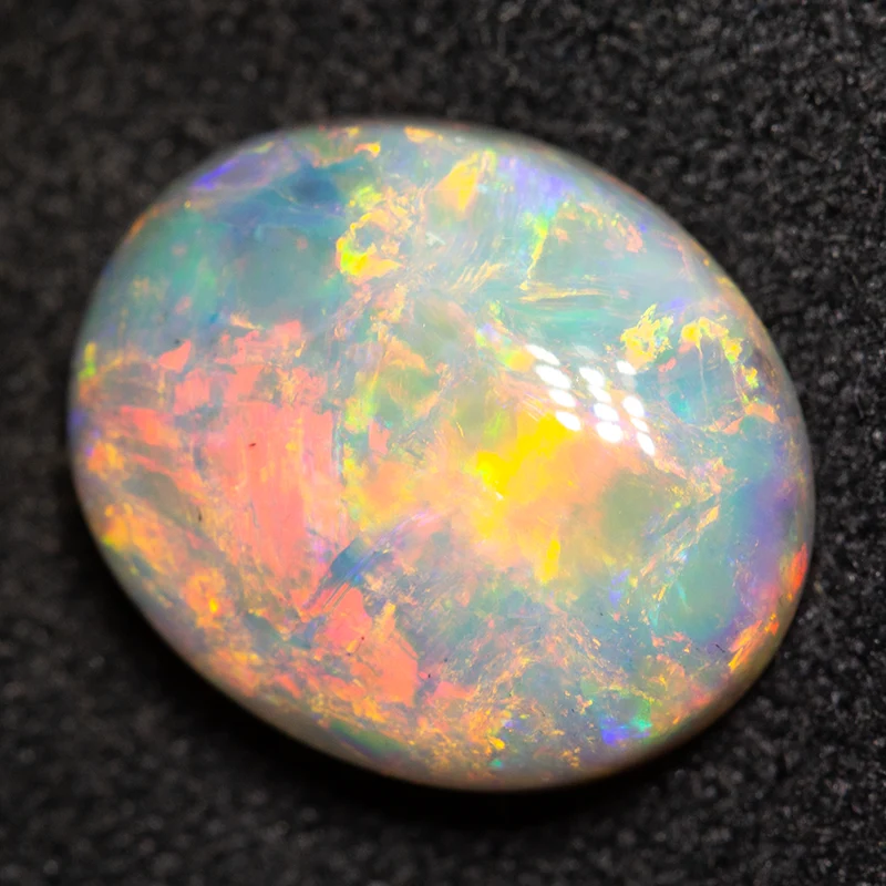 4.02 ct dark opal 12.5x10.3x4.9mm