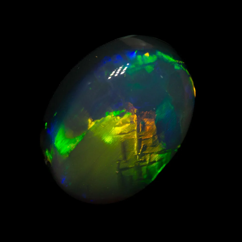 4.61 ct gem balck opal 12.5x9.3x6.3mm - Image 2
