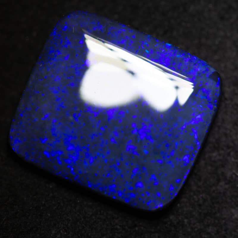 7.53 ct black opal 15.5x14x4mm
