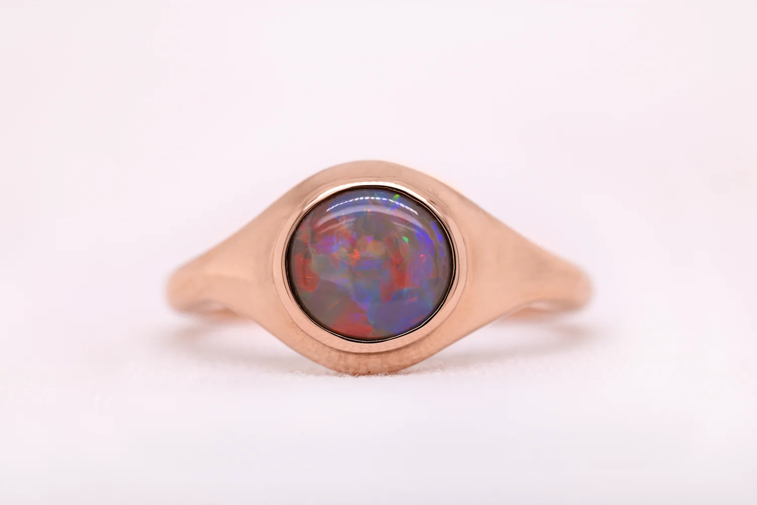 Stephanie Ring Rose Gold with 1.28 ct Dark Opal