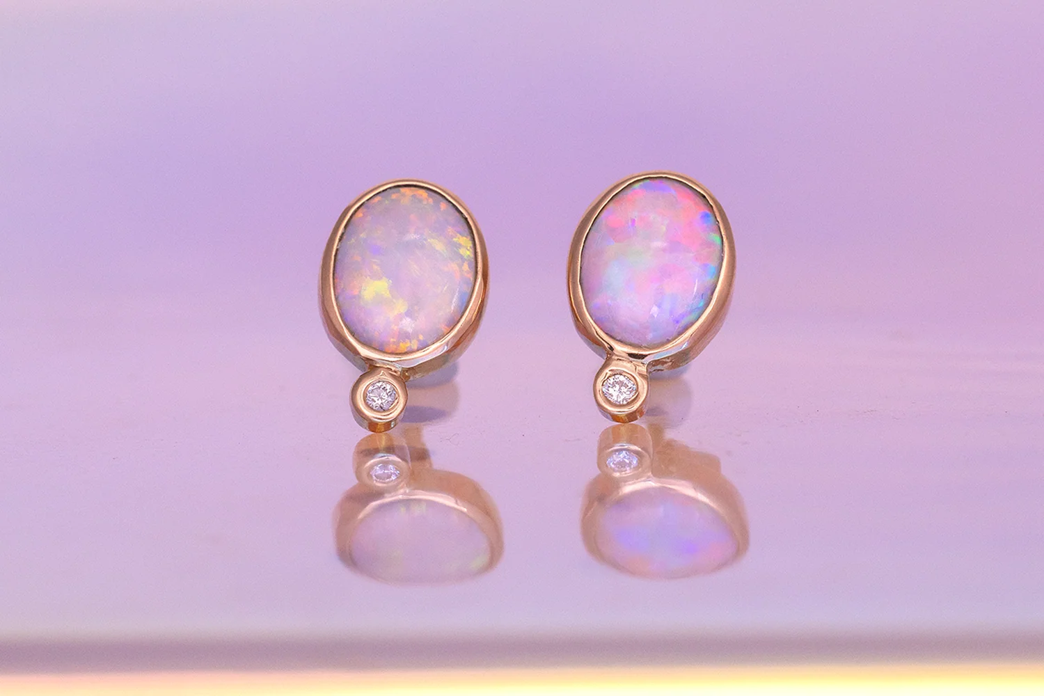 Victoria Earrings 18kt Rose Gold 1.34ct White Opals